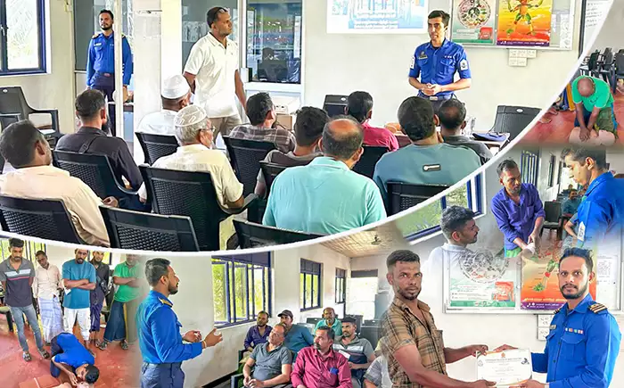 Navy conducts first aid training for fishing community in Valachchenai