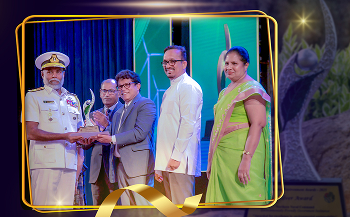 ඡායාරූපය- පාරිසරික තිරසාරත්වය අගයමින් උතුරු නාවික විධානය ජනාධිපති පරිසර රිදී සම්මානයෙන් පිදුම් ලබයි