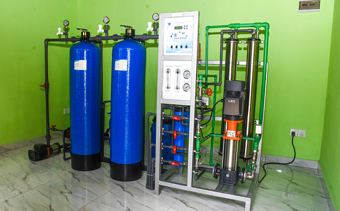 ඡායාරූපය- නාවික හමුදාව මඟින් ස්ථාපනය කළ ප්‍රති ආශ්‍රැතිකරන ජල පිරිපහදු මධ්‍යස්ථානයක් ජනතා අයිතියට