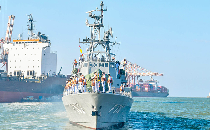 ඡායාරූපය- DOSTI XVII – 2026 නාවික අභ්‍යාසය සඳහා සහභාගීවීමට සුරනිමිල නෞකාව දිවයිනෙන් පිටත් වෙයි