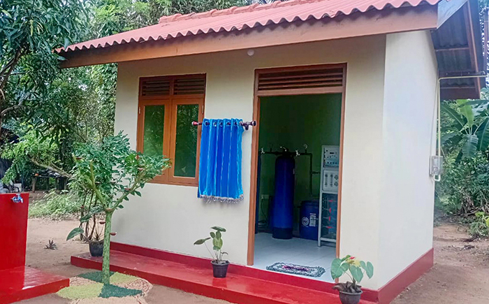 ඡායාරූපය- නාවික හමුදාව මඟින් ස්ථාපනය කළ 1147 වෙනි ප්‍රති ආශ්‍රැතිකරන ජල පිරිපහදු මධ්‍යස්ථානය බදුල්ල රිදීමාලියද්දේදී ජනතා අයිතියට