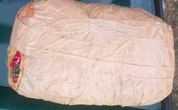 A suspect nabbed with 02kg of foreign-origin cannabis in Maradankerni